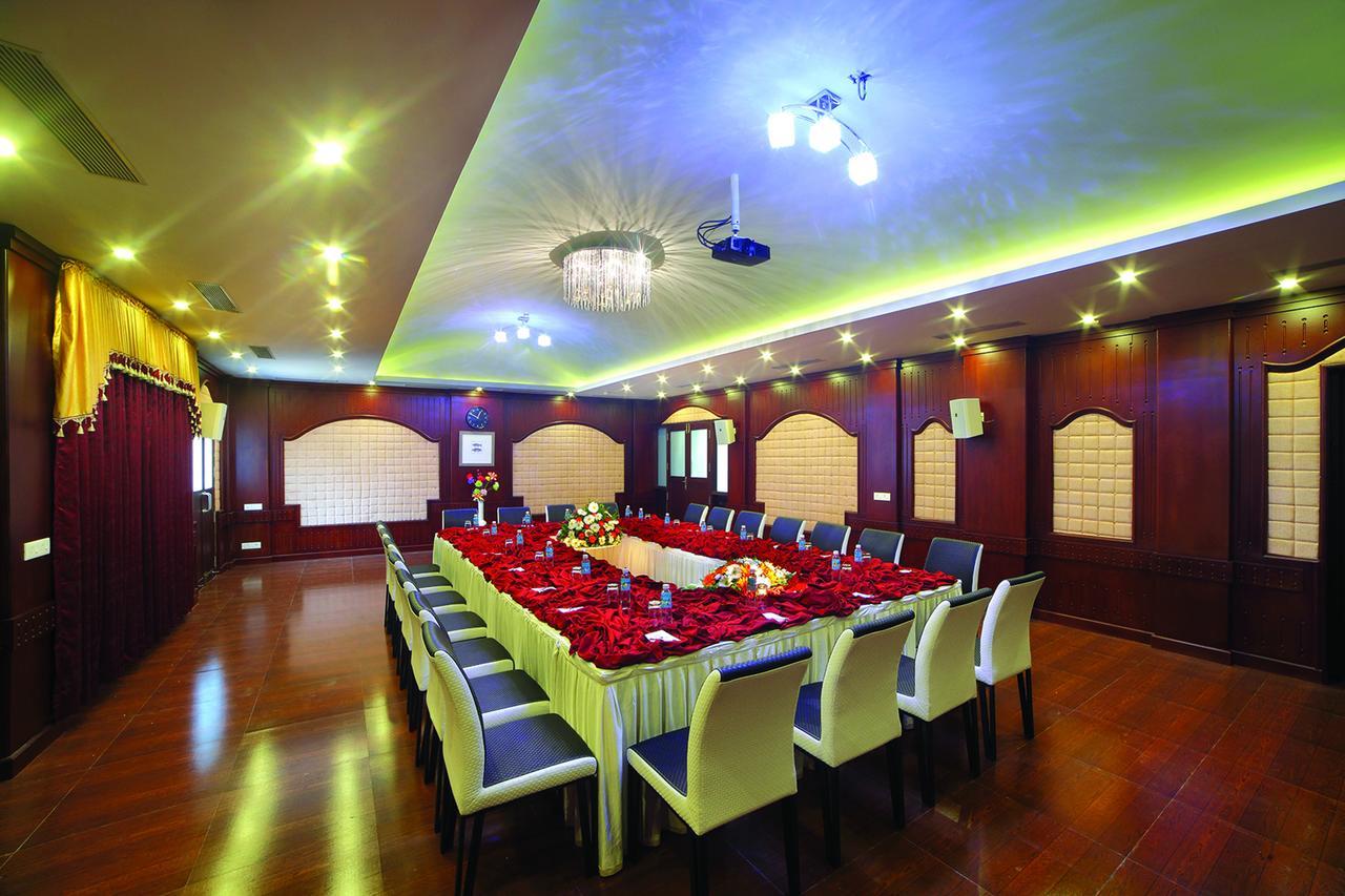 Wetzlar Resorts & Hotels, Cochin Muvattupuzha Exterior photo